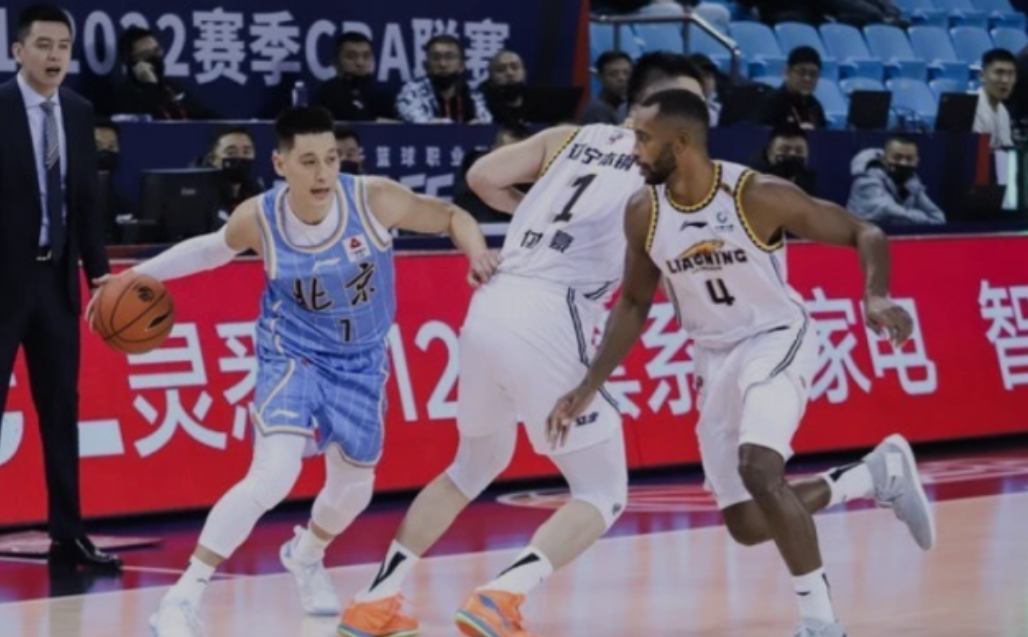 篮球职业联赛中球队实力悬殊